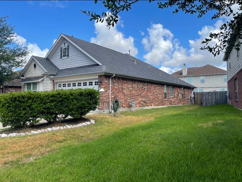 Sie suchen eine zuverlässige und liebevolle Unterstützung im Alltag? Ob Haushaltsreinigung, Einkaufsservice oder persönliche Betreuung – ich stehe Ihnen mit Erfahrung und Herz zur Seite. Lassen Sie uns gemeinsam Ihren Alltag erleichtern, damit Sie sich auf die wichtigen Dinge konzentrieren können.